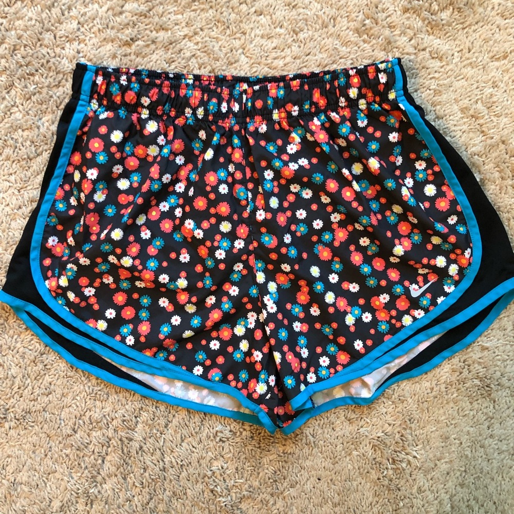Nike Tempo floral shorts